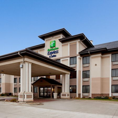 Holiday Inn Express & Suites - Worthington By Ihg Экстерьер фото
