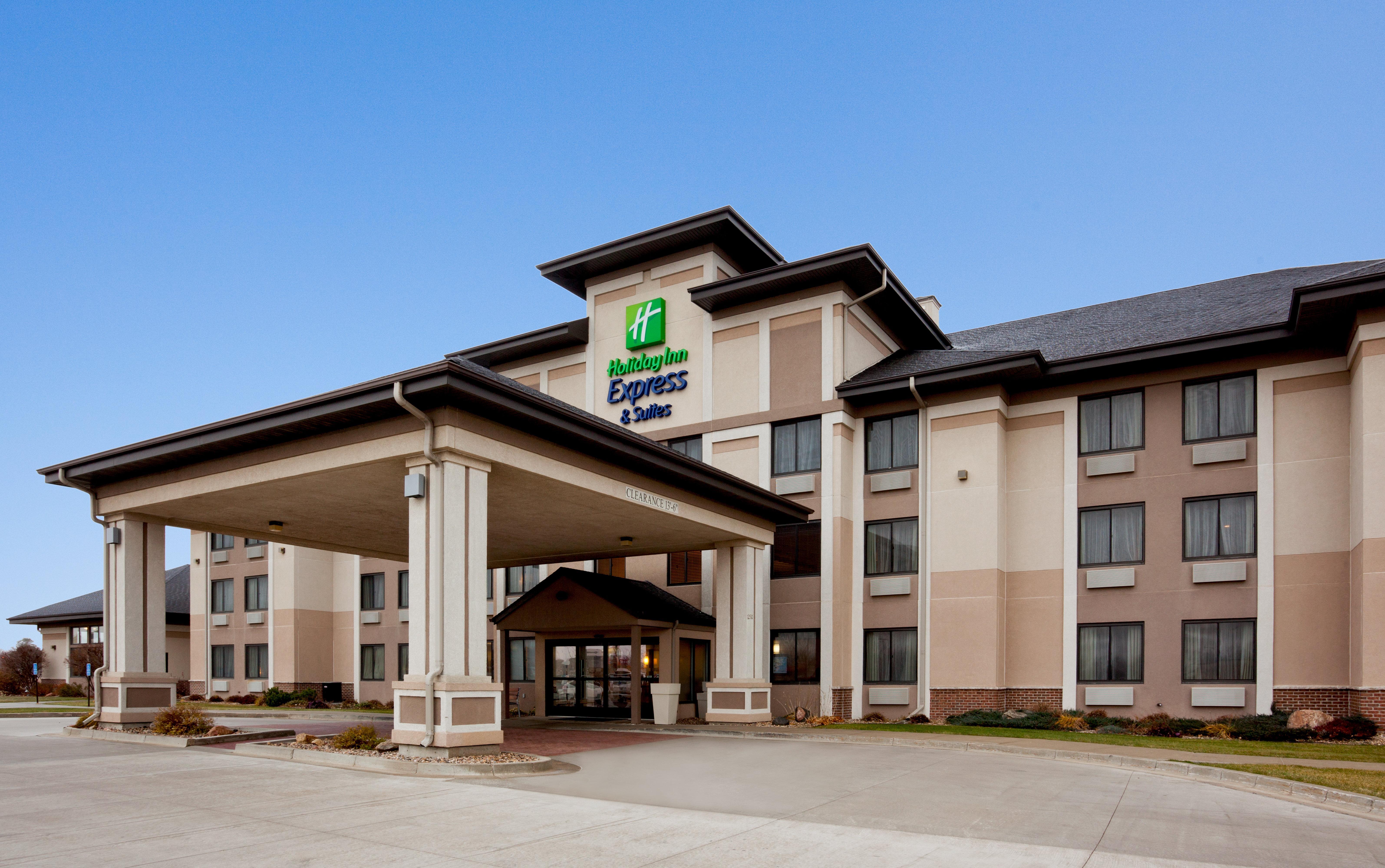 Holiday Inn Express & Suites - Worthington By Ihg Экстерьер фото