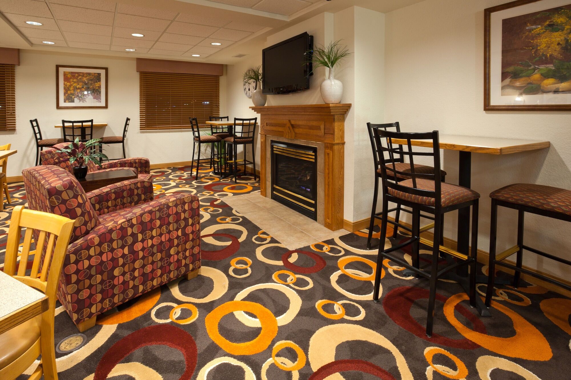 Holiday Inn Express & Suites - Worthington By Ihg Экстерьер фото